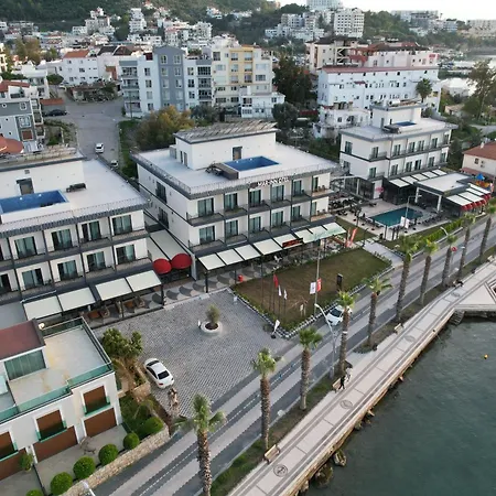 فندق Roseira Mar-inn Luxury غولوك