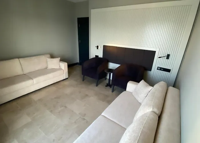 Roseira Mar-inn Luxury Hotel 5*